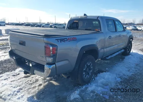 2021 Toyota Tacoma Trd Off-Road z USA, uszkodzony, nr VIN 5TFDZ5BN2MX067967